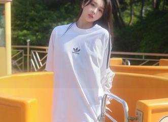 Jang Joo(장주)的美脚，高清让一切细节都暴露了，分享给你也挺好。